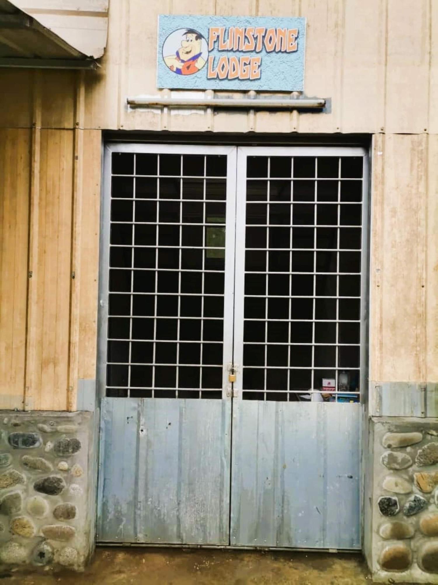 Oyo Home 90491 Flinstone Lodge Κότα Κιναμπαλού Εξωτερικό φωτογραφία