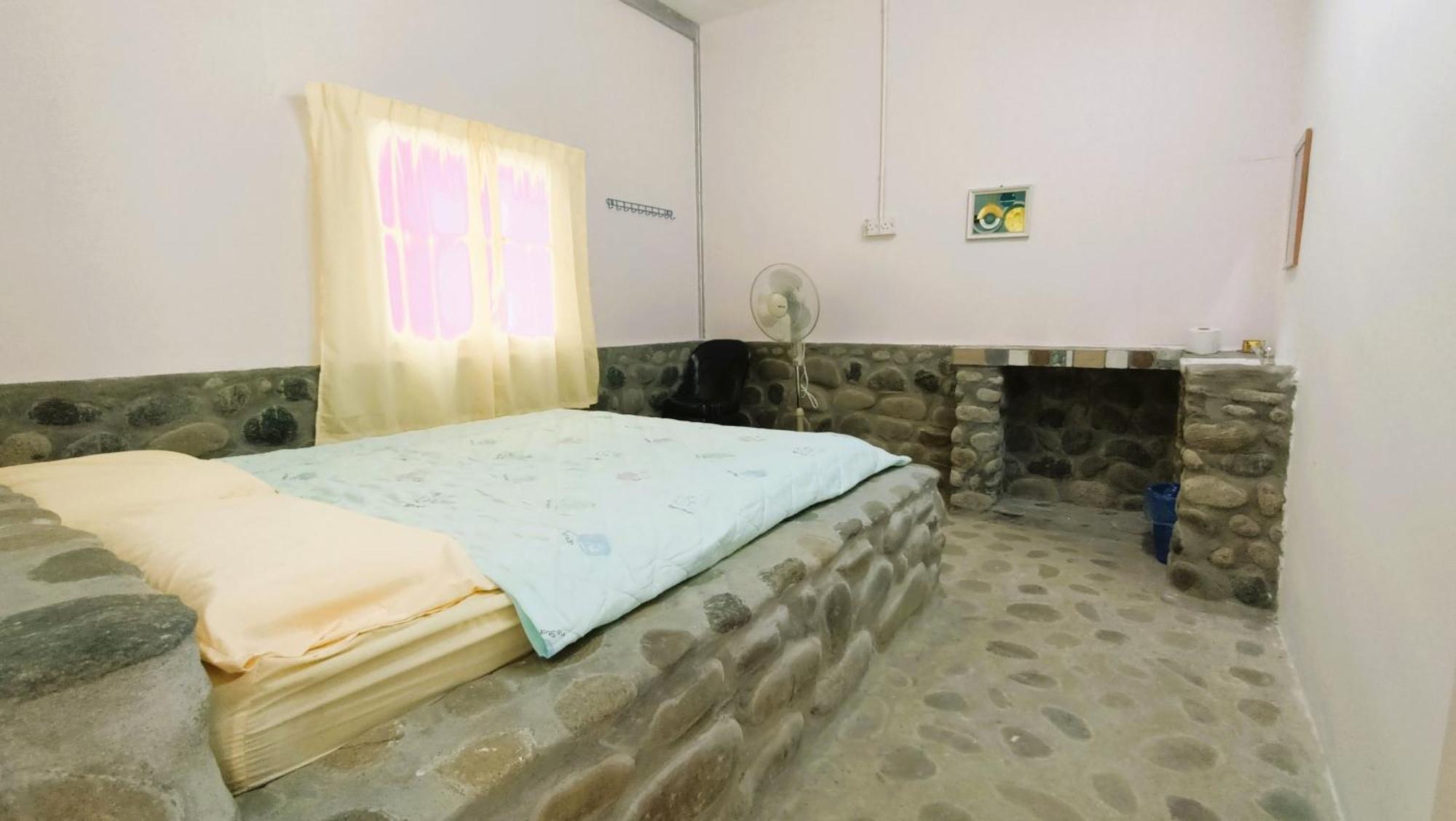 Oyo Home 90491 Flinstone Lodge Κότα Κιναμπαλού Εξωτερικό φωτογραφία